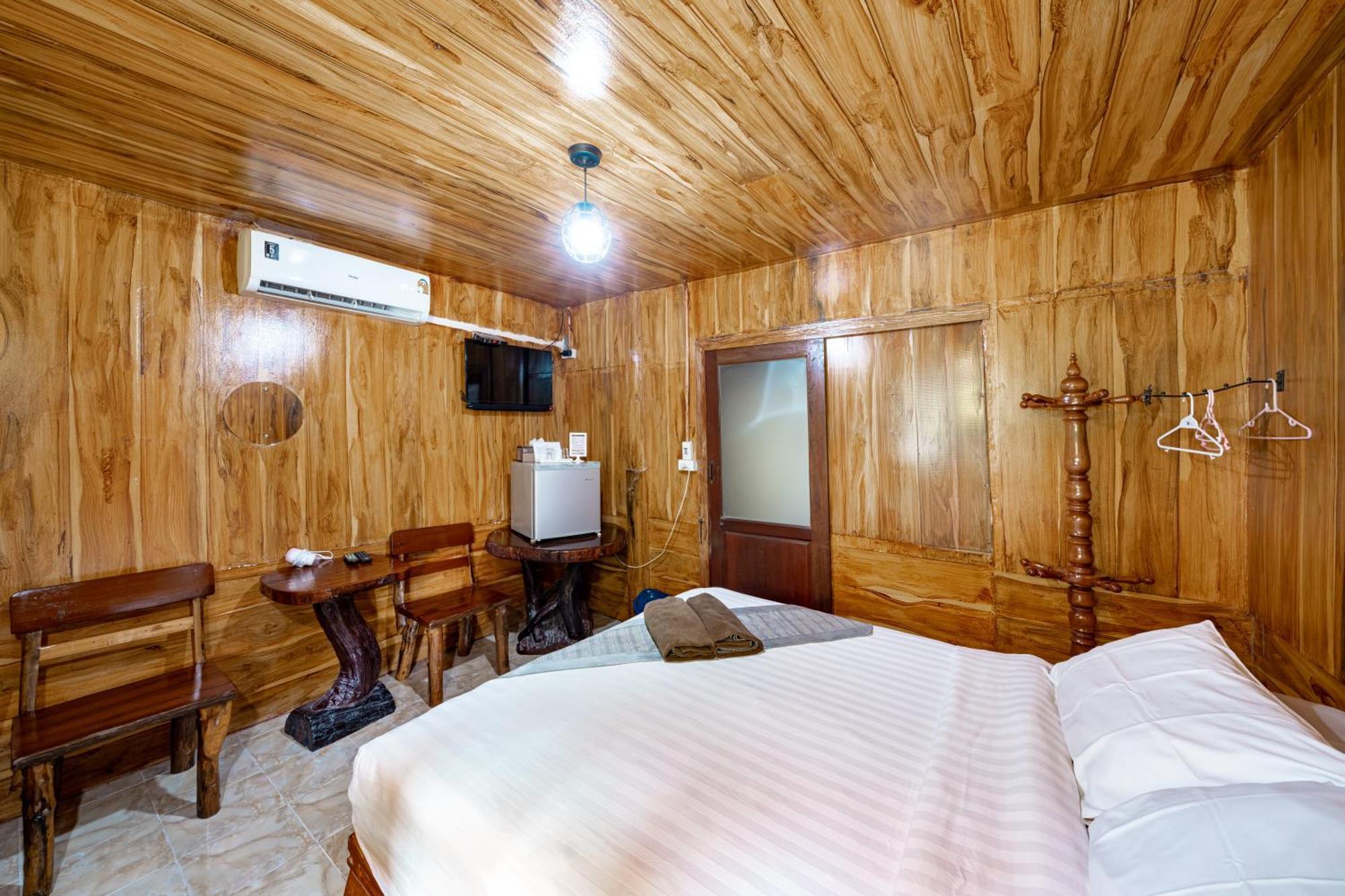 Athithara Homestay Αγιουτάγια Εξωτερικό φωτογραφία
