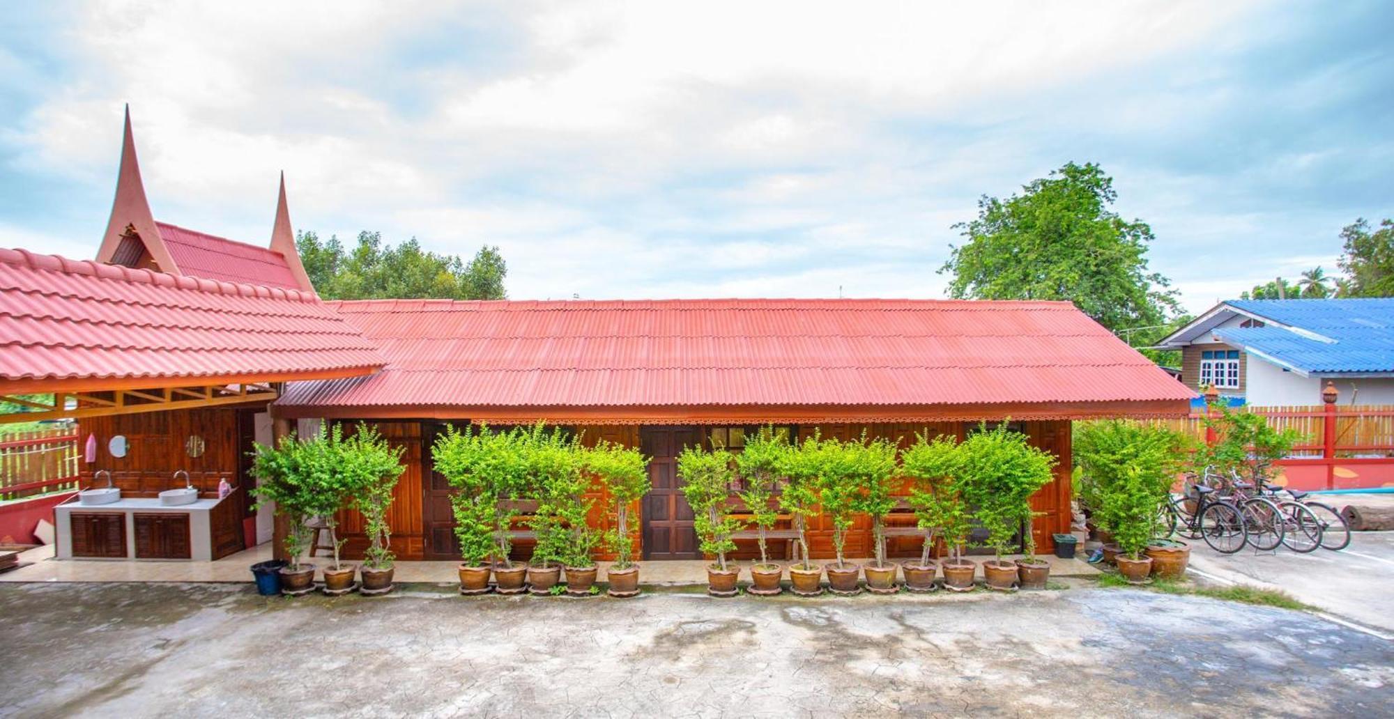 Athithara Homestay Αγιουτάγια Εξωτερικό φωτογραφία