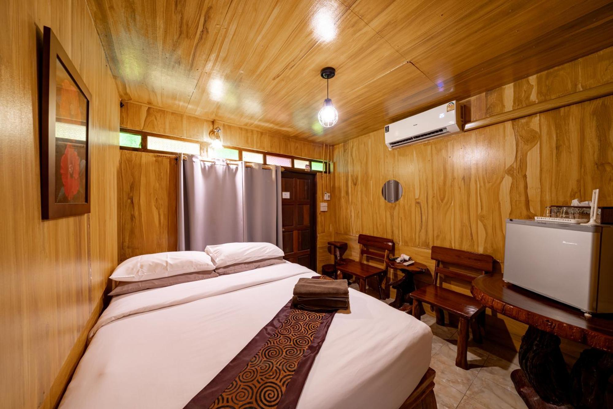 Athithara Homestay Αγιουτάγια Εξωτερικό φωτογραφία