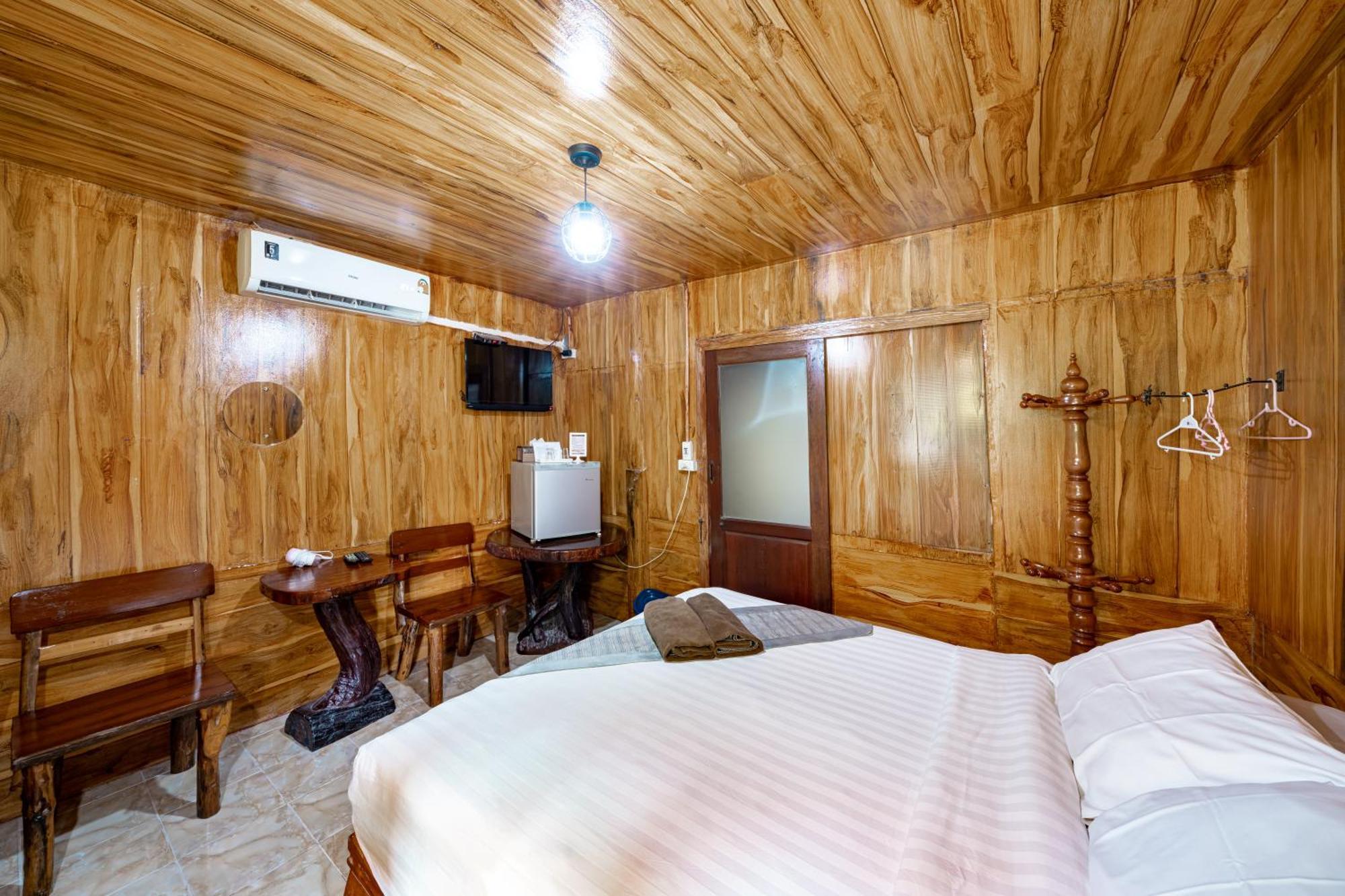 Athithara Homestay Αγιουτάγια Εξωτερικό φωτογραφία